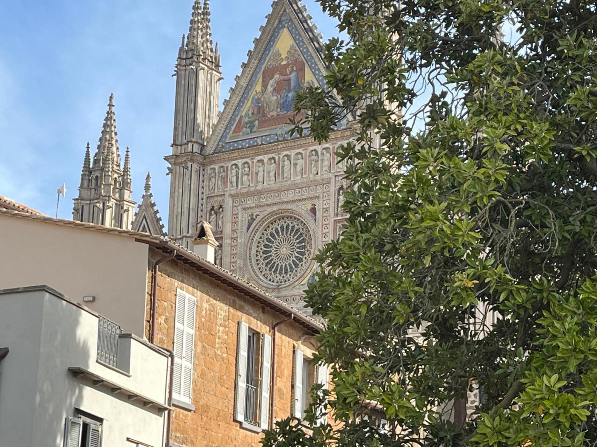 Home In Orvieto - Via Dei Dolci Bagian luar foto