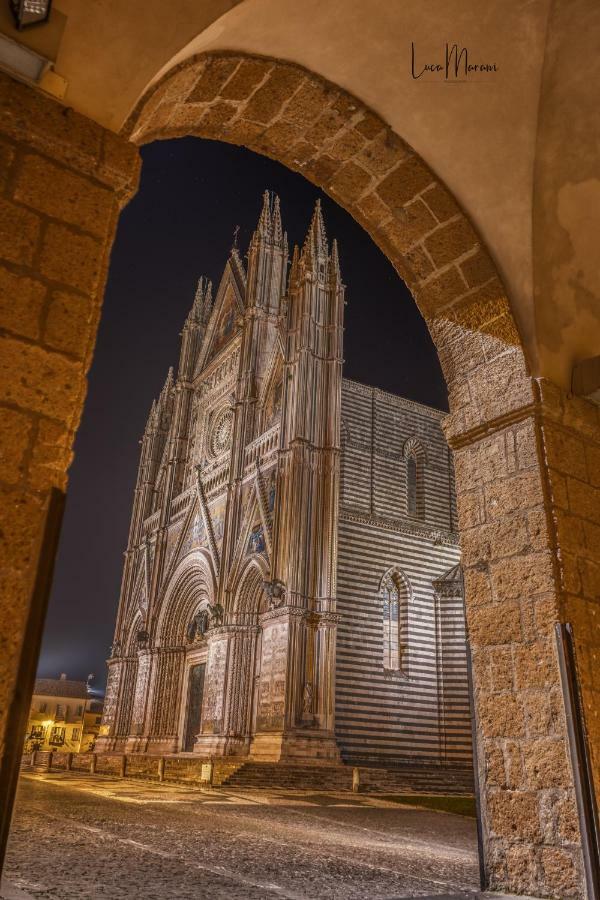 Home In Orvieto - Via Dei Dolci Bagian luar foto